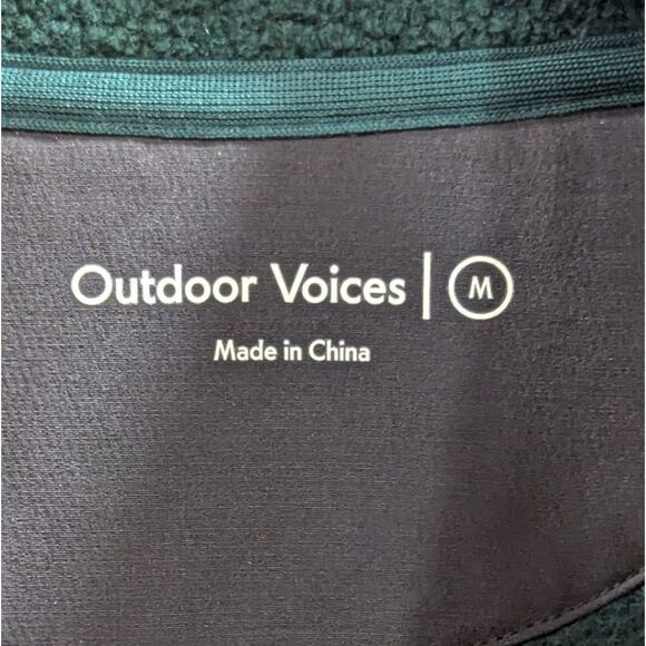 Outdoor Voices Men's Mediun Mega Fleece Quarter-snap Sweater In Conifer Green - Picture 6 of 7